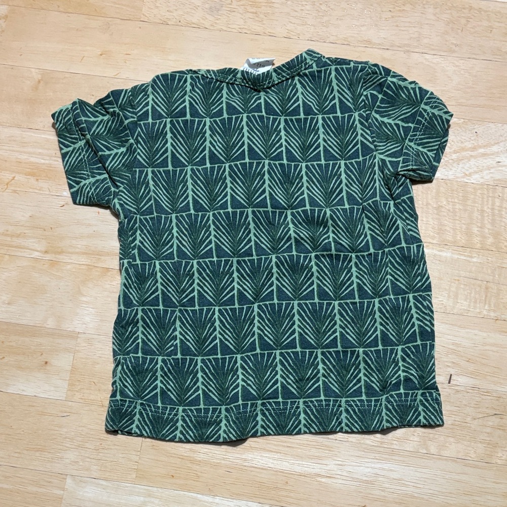 Kate Quinn Green Patterned Baby Shirt - Picture 3 of 3